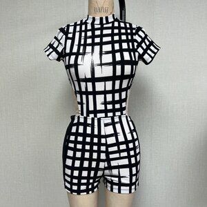 NWOT Deadstock 2000s Open Back Cut Out Black White Romper Onesie Playsuit Medium